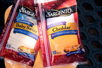 Two varieties of Sargento® Creamery Slices
