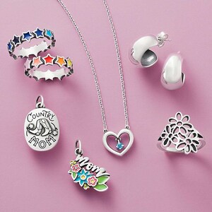 James Avery Showcases New Designs and Family Tradition This Mother's Day