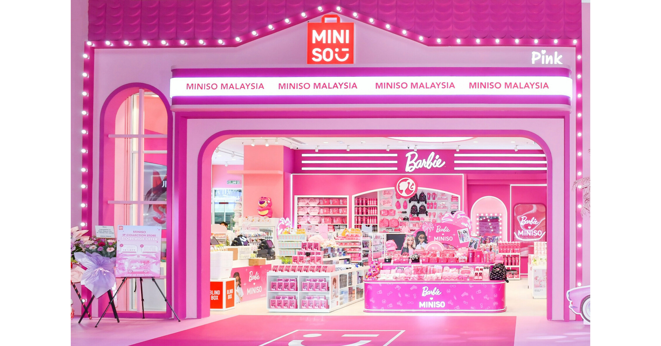 MINISO名创优品马来西亚首家芭比风格IP​​集合店开业