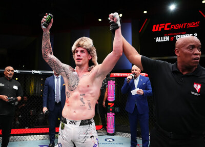 Monster Energy's Brendan Allen Defeats Chris Curtis at UFC Fight