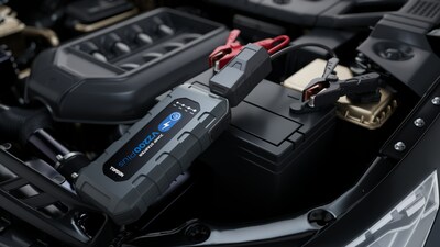 V2200Plus: a 2-in-1 jumpstarter and battery tester