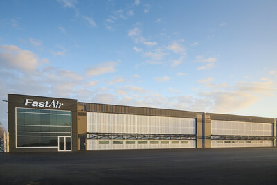 Fast Air's new 16,000 sqft aircraft storage hangar at the Abbotsford International Airport is suited for business jets and private charter service. (CNW Group/Fast Air Executive Aviation)