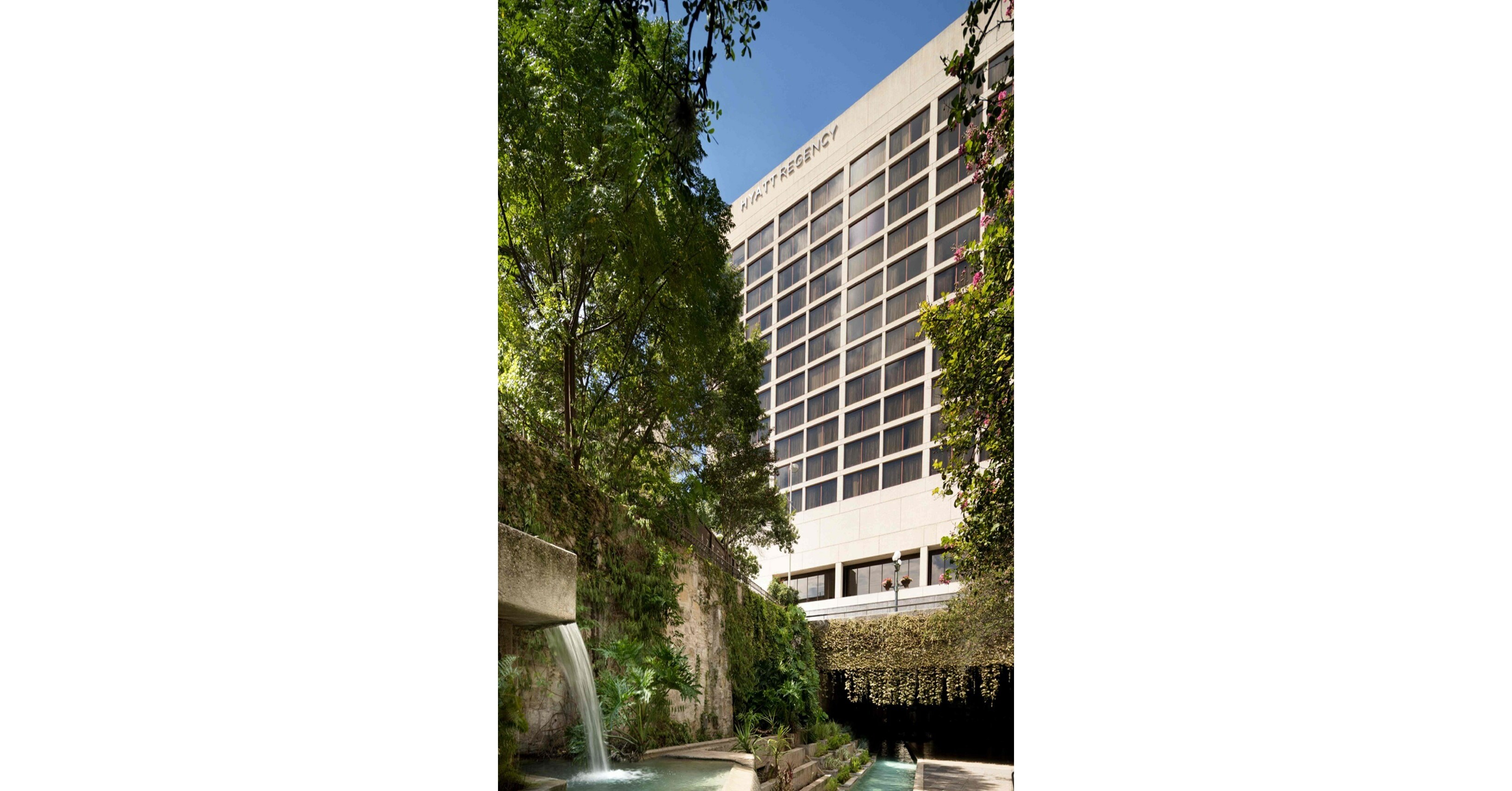 SUNSTONE HOTEL INVESTORS TO ACQUIRE HYATT REGENCY SAN ANTONIO RIVERWALK