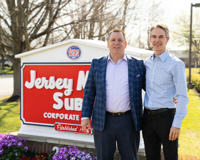 Redberry has assembled an expert team of leaders and strategists to support the expansion of Jersey Mike's in Canada. Pictured here, Paul Pascal (left), Director of Operations and Stephen Scarrow (right), Senior Marketing Manager. (CNW Group/Redberry Restaurants)
