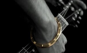 *Bollywood Star* Ayushmann Khurrana Adorns the Bulgari B.zero1 Kada Bracelet in Latest Music Video Akh Da Taara