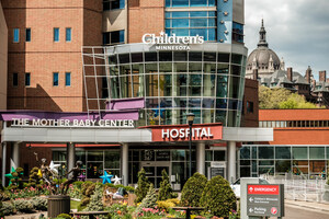 The Mother Baby Center at United Hospital recognized for excellent outcomes for Black patients by U.S. News &amp; World Report