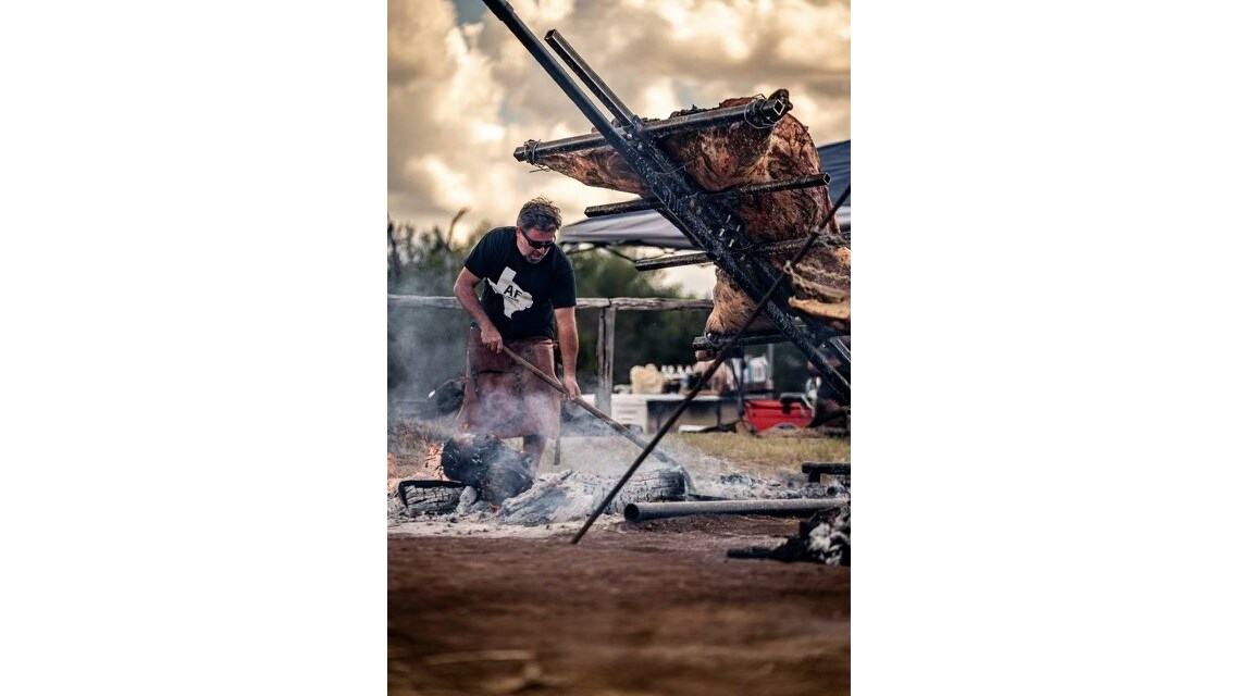 SmokeSlam BBQ Showdown Announces Single Day, VIP, and Pitmaster Passes Now Available; Tickets Include Tastings, Nightly Concerts, Live Fire Demos, Celebrity Book Signings, Fireworks and More - Vimarsana News