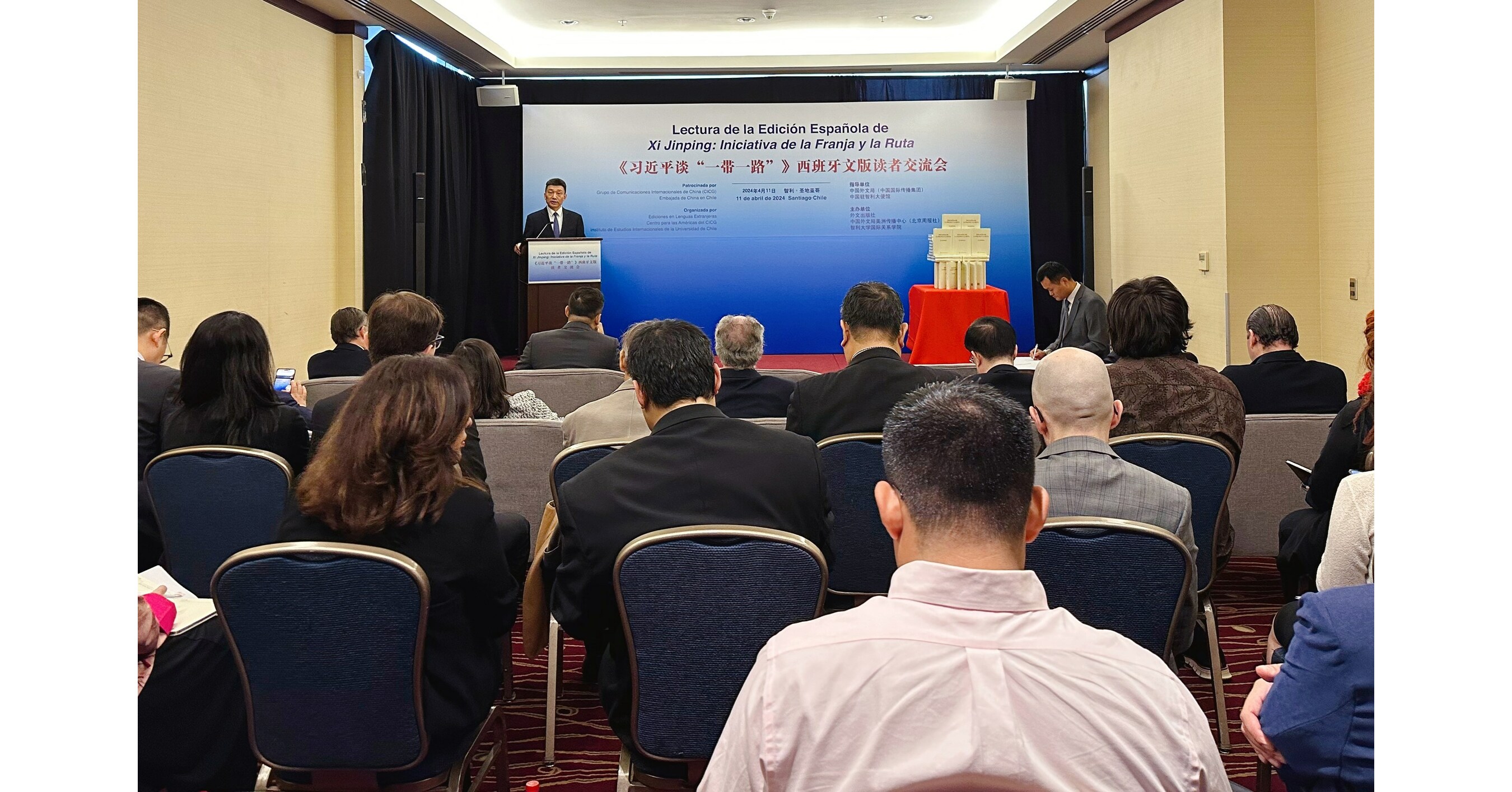 Xi Jinping informa e inspira a lectores en Chile sobre la Iniciativa de la Franja y la Ruta