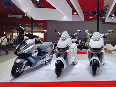 High-Speed Electric Motorcycles S1 (left) and S2 (right) of TAILG