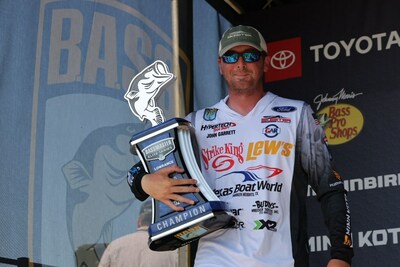 Tennessee's John Garrett goes wire-to-wire for the win at the Lowrance Bassmaster Elite at Harris Chain of Lakes with a four-day total of 84-5.