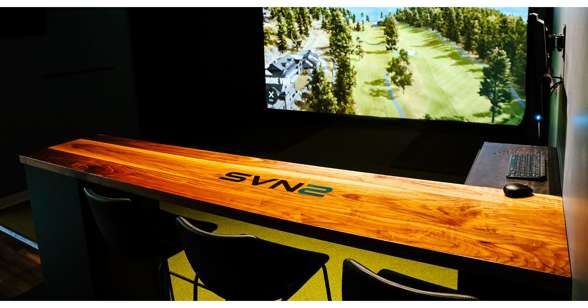 SVN2 Indoor Golf Allows All Levels of Golfers to Improve Their Game