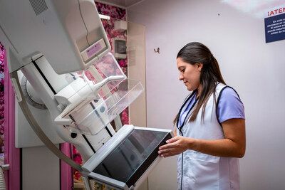 A technician prepares the mammography machine provided by Mamotest, equipped with an AI-based platform, for precise and efficient breast cancer screenings in the mobile unit. (PRNewsfoto/Zayed Sustainability Prize)