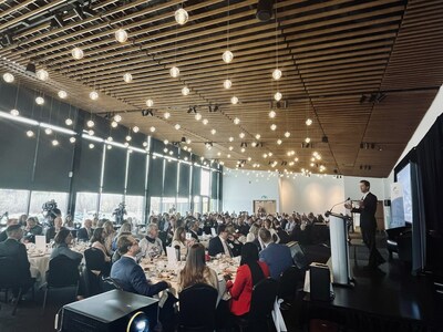 WestJet CEO, Alexis von Hoensbroech reaffirms commitment to Edmonton business community with key address at Chamber event. (CNW Group/WESTJET, an Alberta Partnership)