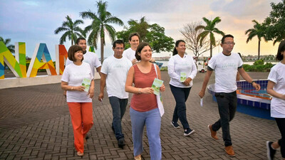 Giselle Lima, president of The Way to Happiness Foundation Panama, and her team of volunteers.