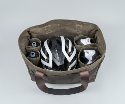 Designated pockets keep water bottles upright and shoes away from clean clothes and gear.