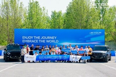 Global media representatives experienced JETOUR's latest SUV models in Beijing