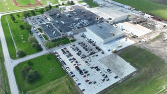 A new 90,000-square-foot expansion at 3M’s facility in Valley, Nebraska, will increase the plant’s manufacturing capacity and add new jobs to the community. The $67 million investment includes new production lines, equipment and a warehouse, and will help 3M more quickly meet customer demand for the company’s personal safety products. The expansion of the plant is expected to create about 40 new jobs.