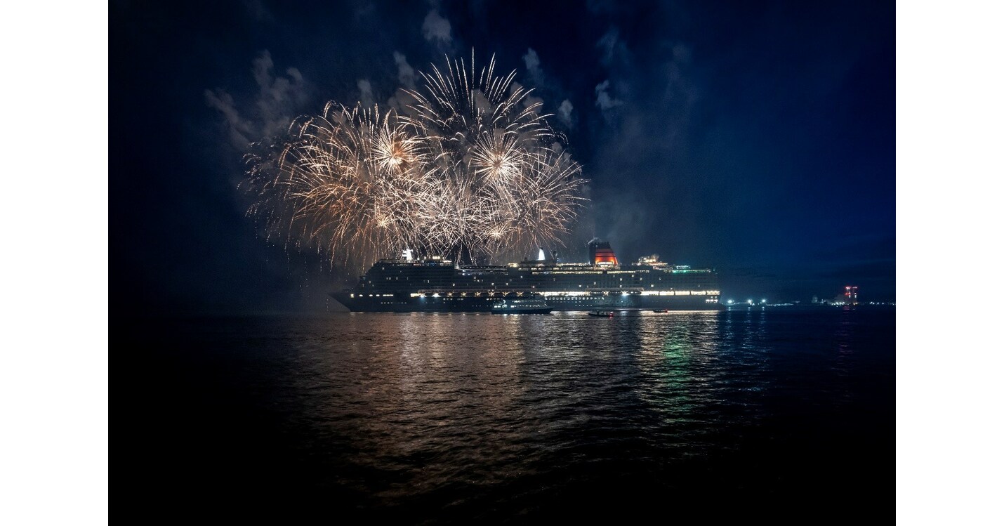 Queen Anne Departs for Historic Maiden Voyage