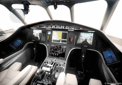 INGENIO EFB in Dassault Falcon 2000 cockpit