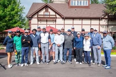 Fresh Start CEO Shari Brasher, celebrity host Jermaine Dye and participants of the Chicago Golf Classic in 2023.