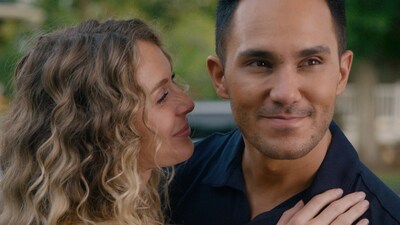 Real-life husband and wife, Carlos PenaVega and Alexa PenaVega star in Mr. Manhattan, a World Premiere Original motion picture exclusively on Great American Pure Flix, beginning Thursday, May 9 (8 p.m. ET).