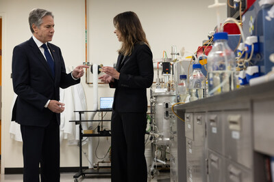 Secretary of State Antony J. Blinken Tours Antheia, Discusses the Importance of Biotechnology Innovation in the United States