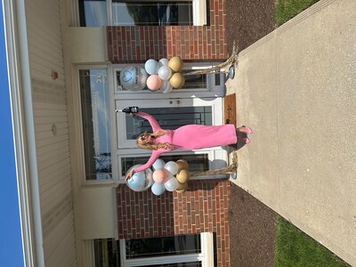 Staci Swiderski, CEO & Founder, Family Source, celebrates our new Orland Park office!