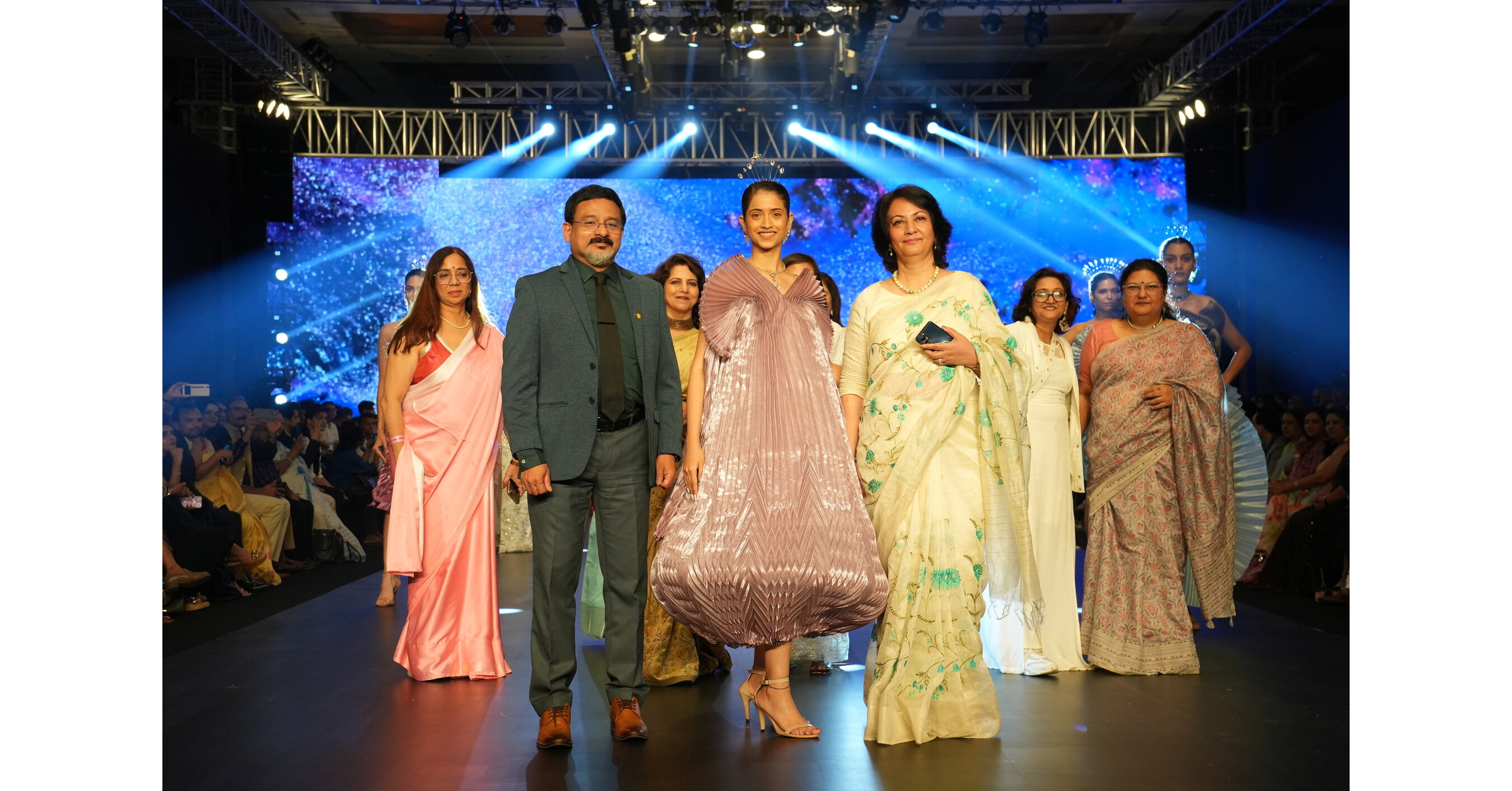 AMITY UNIVERSITY MUMBAI SHOWCASES AT BOMBAY TIMES FASHION WEEK 2024