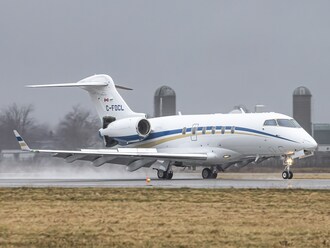 Challenger 300, one of Chartright's Super-mid aircraft. (CNW Group/Chartright)