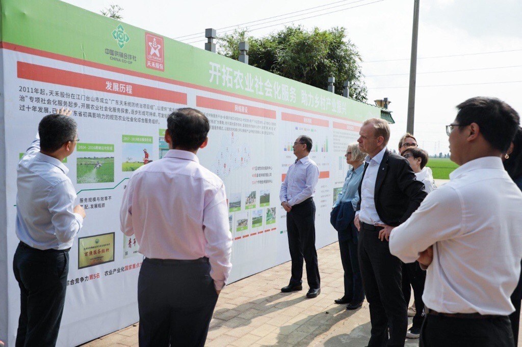 Unable to view the image, Please provide a valid URL.