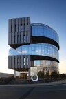 Penetron protection for The Edge: The distinctive reflective glass façade envelops 3,300 m2 of office space on six floors, along with a rooftop garden, and 88 covered parking spaces.