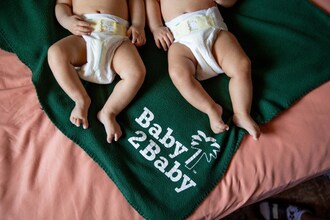 LILYSILK appuie fièrement Baby2Baby en aidant l’organisation à fournir 250 000 couches aux mères et à leurs bébés à l’échelle nationale