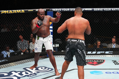 Monster Energy’s Derrick Lewis Knocks Out Rodrigo Nascimento at UFC Fight Night in St. Louis