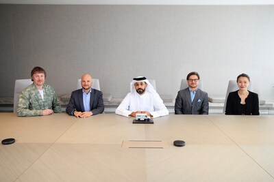Members of the Brinks and SMX Executive Teams meeting with Ahmed Bin Sulayem, Executive Chairman and Chief Executive Officer of the DMCC, in Dubai to announce their groundbreaking strategic partnership to create the new gold standard.