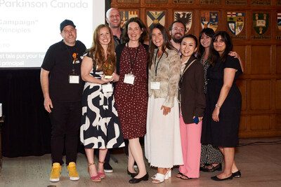 Group of Ovation Awards winners smiling and posing for a photo (CNW Group/IABC/Toronto)