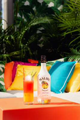 Cue instant vacation vibes with Paige’s new cocktail, the Malibu Paige Breeze. This simple yet seriously stylish drink is a mix of Malibu, sparkling water, pineapple and cranberry juice. A lighter take on a classic, the Malibu Paige Breeze is a sip of vacation you can make at home or order anywhere!