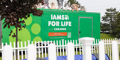 La Caravane IAMS POUR LA VIE (MC) est de retour, afin de promouvoir la santé générale des animaux de compagnie (Groupe CNW/Mars Petcare) (Groupe CNW/Mars Petcare)