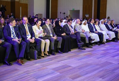 DoH and PHSSR join hands to launch the region's first ?Sustainability and Resilience in Health System' report (PRNewsfoto/The Department of Health ? Abu Dhabi)