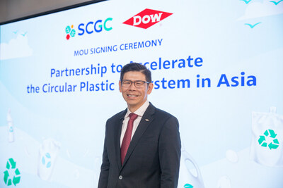 Bambang Candra, APAC commercial vice president, Packaging & Specialty Plastics, Dow at MOU signing.