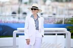 Meryl Streep est éblouissante en tenue LILYSILK lors de la séance photos du Festival de Cannes 2024, où elle a reçu la Palme d'Or