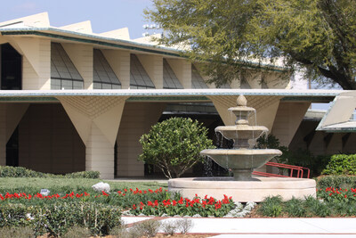 Frank Lloyd Wright's Ordway Building (completed in 1952), the future home of the Florida Southern College School of Architecture