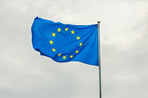 Robert Szustkowski annonce la publication d'une lettre ouverte à la Commission européenne sur l'extension de la loi de l'UE sur le « droit à l'oubli »