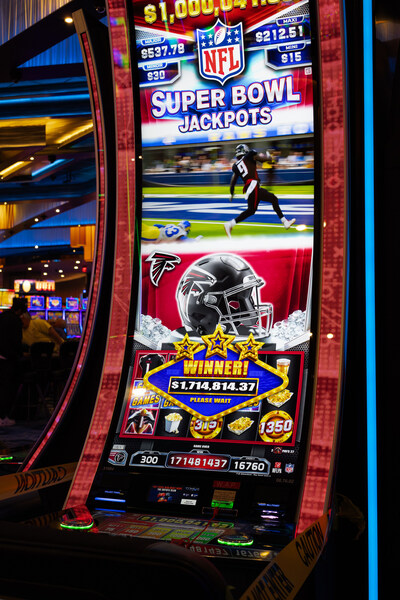 On Monday, May 20, Casey of Vancouver, WA, hit a jackpot for $1.7 million on the NFL-themed slot game, Super Bowl Jackpots, by Aristocrat Gaming in Grand Ronde, Oregon. Celebrating his birthday weekend, Casey, an avid Atlanta Falcons fan, was drawn to Super Bowl Jackpots. Following a $3 bet on the Atlanta Falcons theme, he initially thought he had won $1,700, but was shocked to learn it was in fact the $1.7 million jackpot.