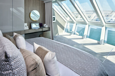 Celebrity_Cruises_Elevates_The_Retreat_Offering_Iconic_Suite_Bedroom.jpg