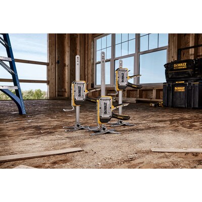 The new DEWALT TOUGHSERIEStm Construction Jack features a lift capacity of up to 340 lbs.* and a lift height of 8-3/4 in. allowing users to complete demanding lifting, leveling and installation tasks, among a variety of other use cases.
