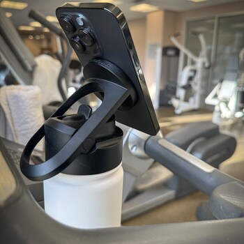 MagicMount Flask holding a phone in a gym