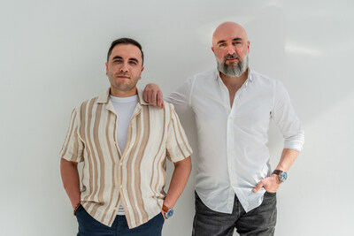 Cofundadores de Airalo, Abraham Burak y Ahmet Bahadir Özdemir