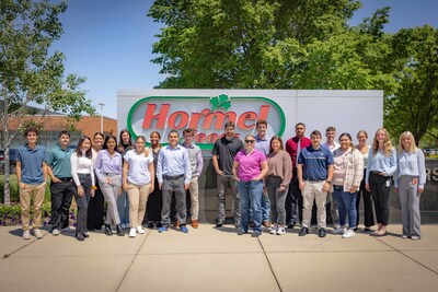 This week Hormel Foods proudly welcomes the 2024 class of inspired interns to its award-winning summer internship program. The company will host more than 90 college students who represent over 50 colleges and universities throughout the United States.