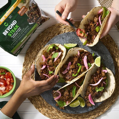 Beyond Steak Tacos with Salsa Verde (CNW Group/Beyond Meat)