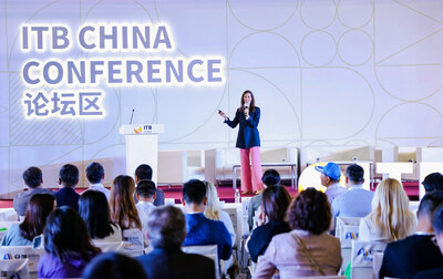 María Ramiro, Sales Director of Ads Business at Huawei Mobile Services Europe, presents at ITB China